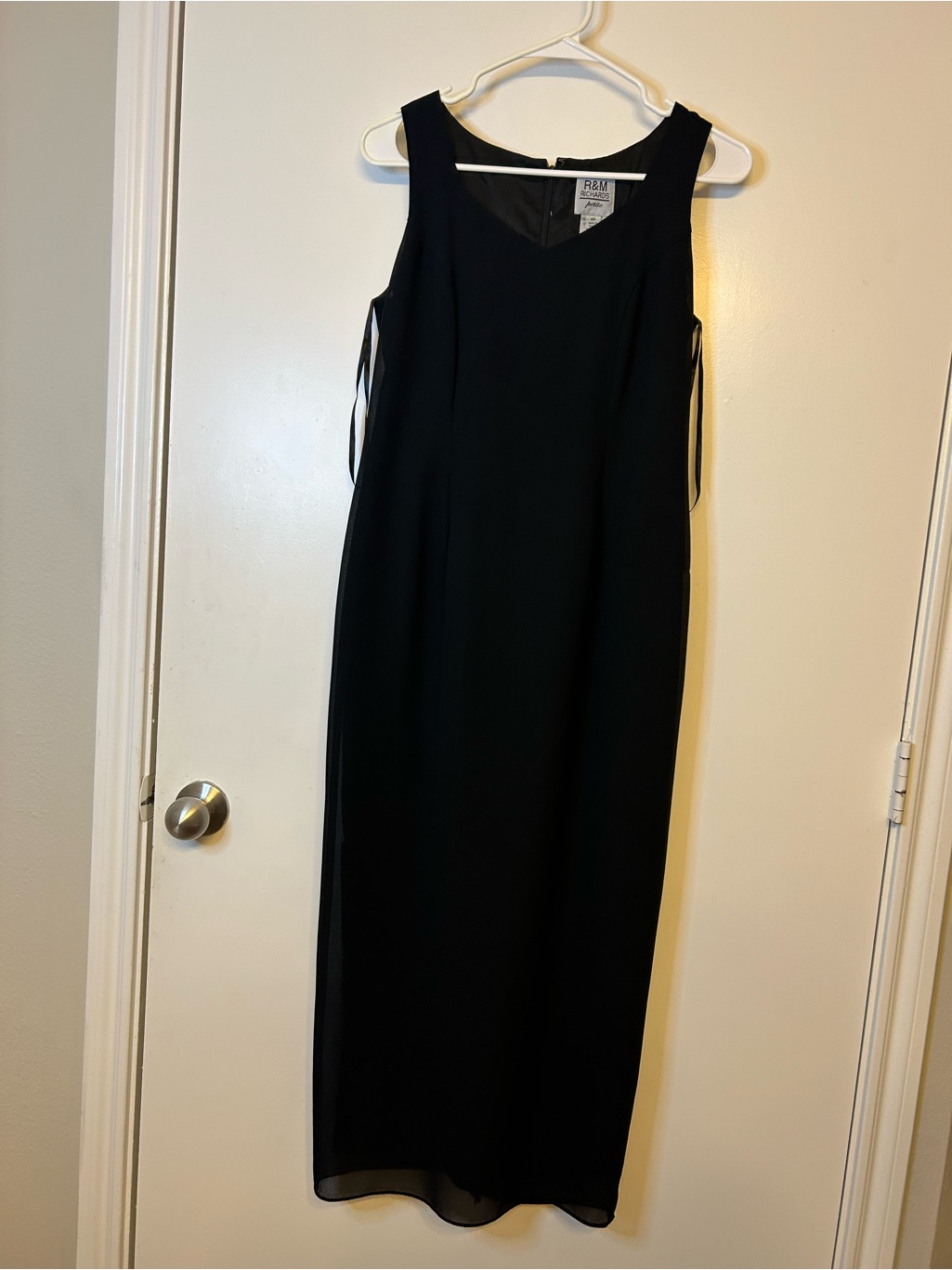 R&M Richards Petitie Classic Black Sleeveless Maxi Dress 4p